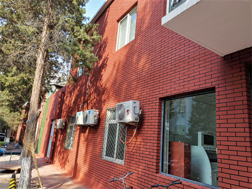 海淀郵電大學校內步行街、學生餐廳外墻仿磚翻新案例